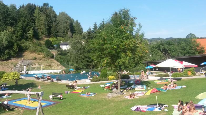 Unterweißenbach, Freibad