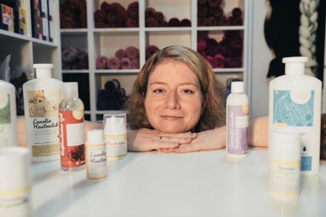 Hautpflegeprodukte von AINA