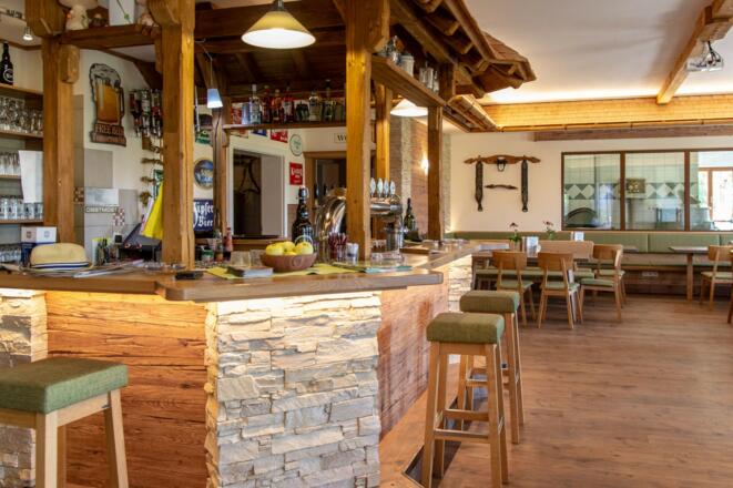 GaststubeBierbuschenschankEderBraeu_MuehlviertelMarkenGmbHMichaelEnzenhofer.jpeg