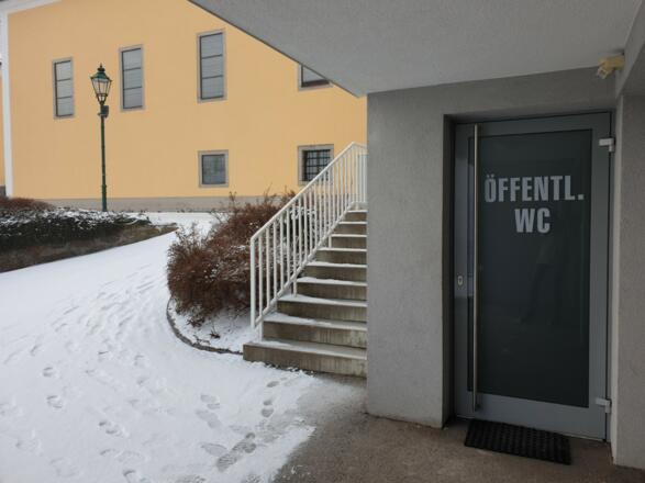 Öffentliches WC in Kaltenberg