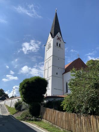 Pfarrkirche St. Andreas in Oberlauterbach