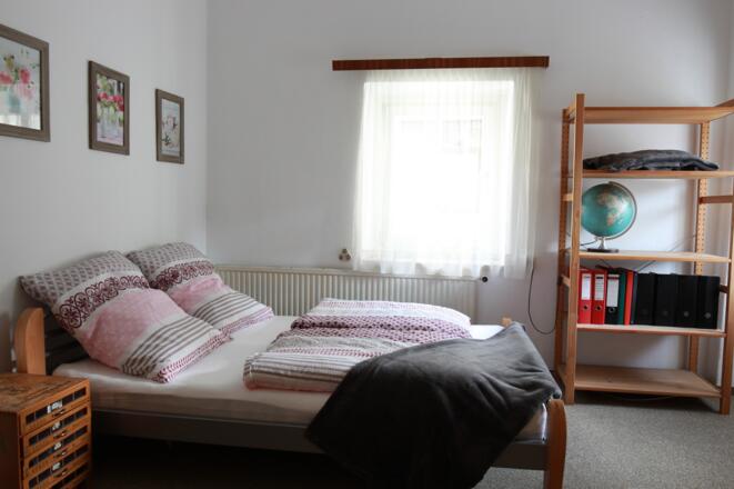 Schlafzimmer 5 für 1-2 Personen im 1. OG