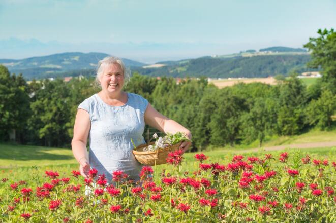 Michaela vom Bio-Kräuterhof Aufreiter