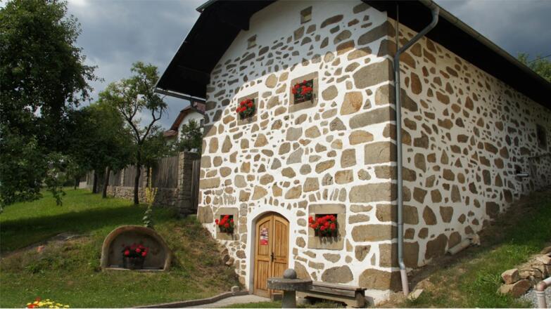 Mostmuseum im Steinbloss-Stil