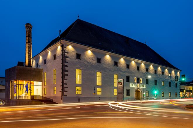 Freistädter Brauhaus bei Nacht