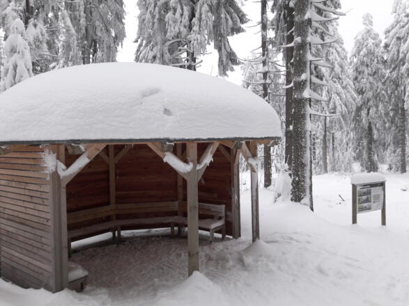 Pavillon am Wanderweg "Goldsteig" oder Nr. 6