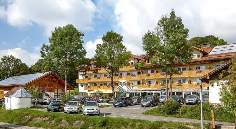 Start und Ziel Glashütt, Gasthof Buglhof