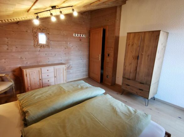 Schlafzimmer Gedererwand