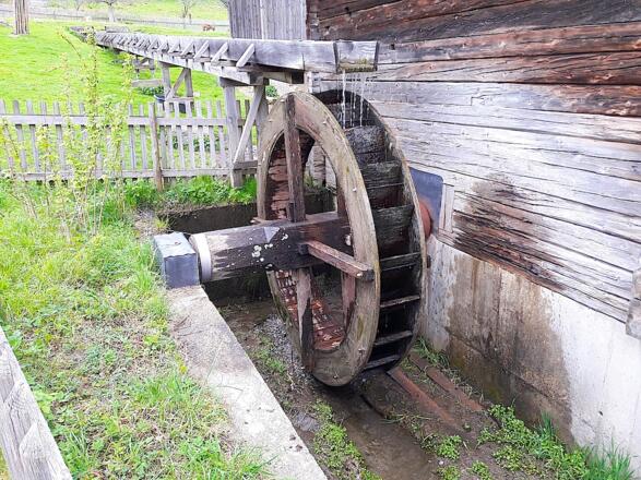 Mühlrad der &quot;Alten Mühle&quot;
