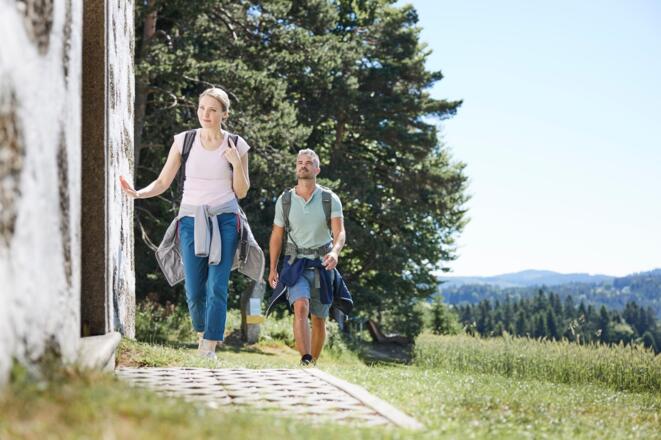 MuehlviertlerAlmFreistadtWandernPaar_OberoesterreichTourismusGmbHAlexanderKaiser.jpg