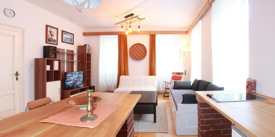 Wohnzimmer 1 im 1. OG