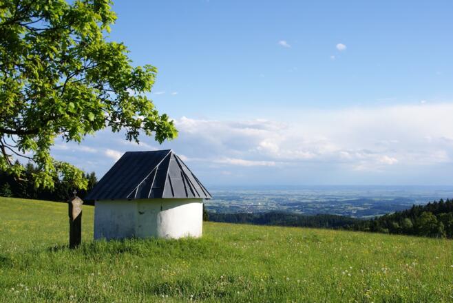 Kapelle über Meinstorf mit schöner Fernsicht