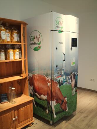 Milchautomat im Bio-Hofladen EDHOF