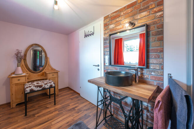 Ferienhaus Naschgarten in Bad Goisern - Badezimmer mit Dusche