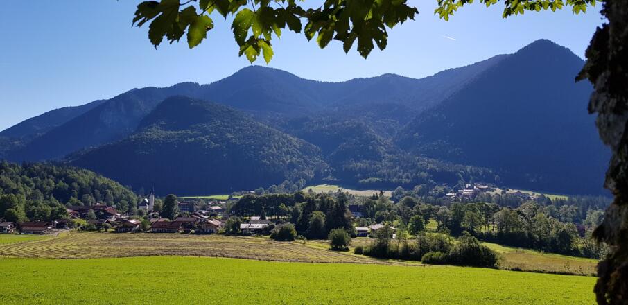 Bergsteigerdorf Kreuth im Sommer