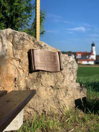 Rast zwischen Geroldshausen und Haushausen