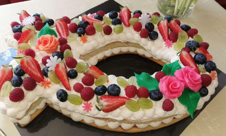 Torten-Kreation im Cafe Central Unterach am Attersee