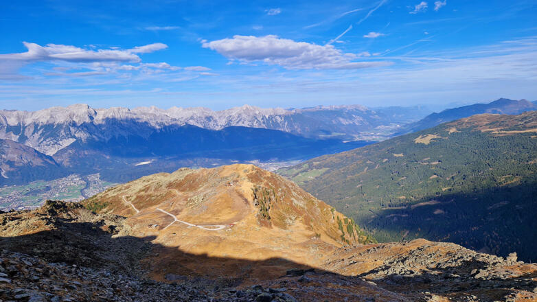Panoramasteig - Blick auf das Tulfein Jöchl und Schartenkogel