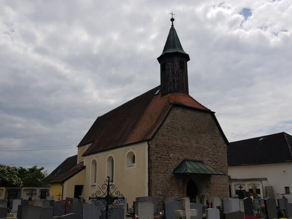Laurentiuskapelle-Friedhofskirche