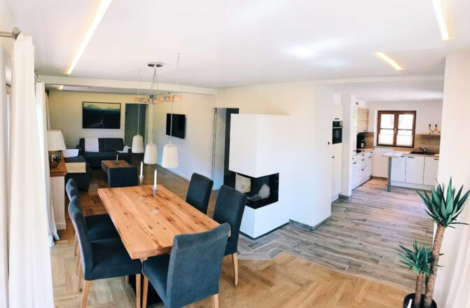 Ferienwohnung 3 - Wohn- u. Esszimmer