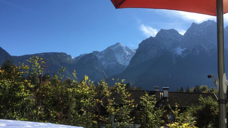 B7181C9B-E136-415D-8229-2E3D3A920810