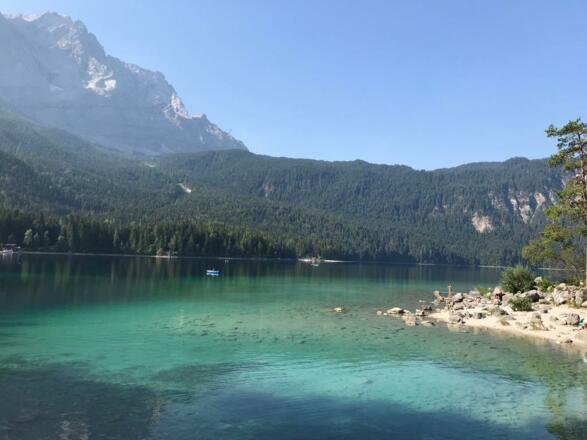 26948C46-1F11-4E18-8BD9-A3AEF1F8C4A3