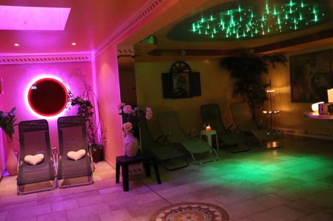 Saunaruheraum mit Sternenhimmel - Pension Berghof