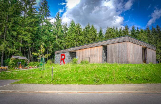 Rennsteighaus - Neu Auspanne