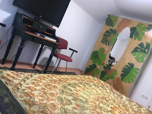 28F58ADB-FF97-4470-8D46-FCCCF5AEC3A8