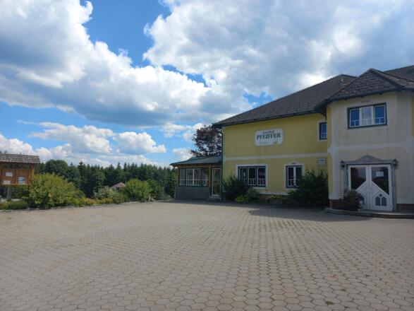 Hausansicht Mühlviertler Hof Pfeiffer
