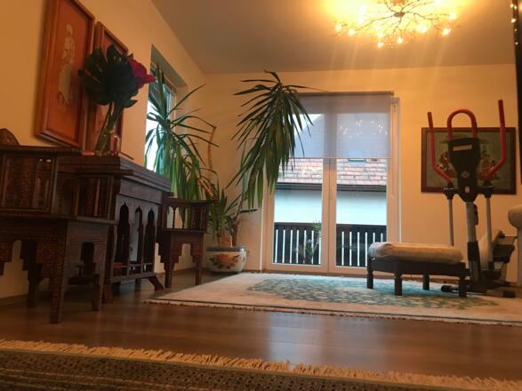 9EAAAB1B-AABE-432D-9B20-45B1BEBC5B53