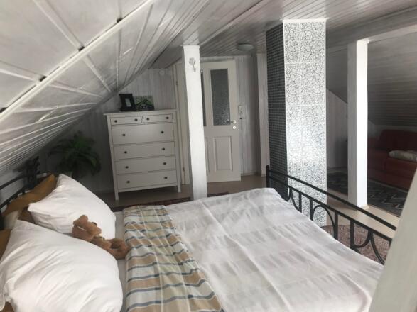 4117140C-81EB-4B94-8BAE-1F7290DF0CCF