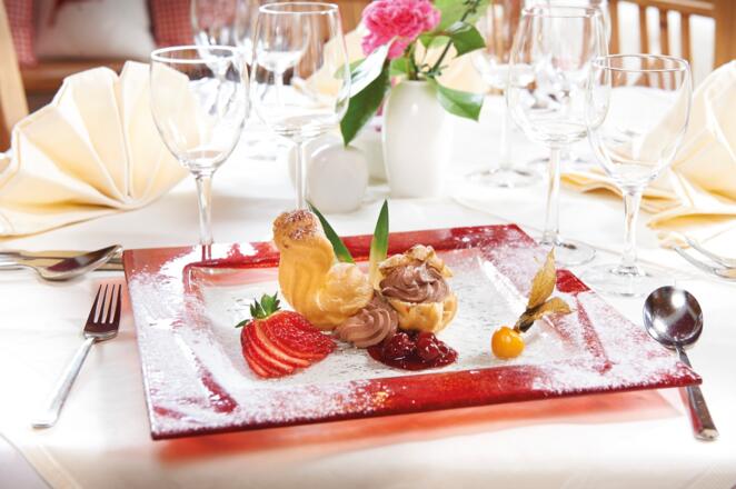 Steiger_Feb2013_HiRes-CMYK_02