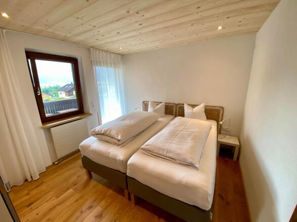 Schlafzimmer 2 Top5 Neu