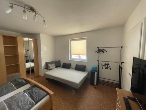 Schlafzimmer (groß)