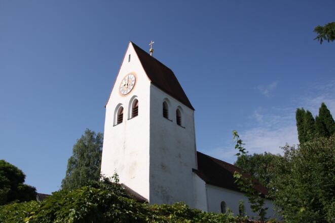 Die Kirche in Hanfeld.