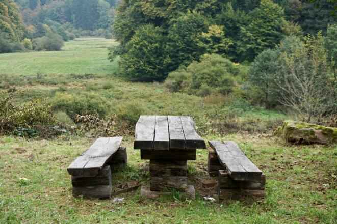 Sitzgelegenheit im Hafenlohrtal