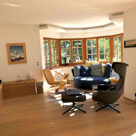 Wohnerker mit rundem, drehbaren Max Alto Sofa