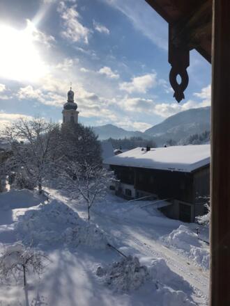 Blick auf die Dorfkirche in Niederaudorf