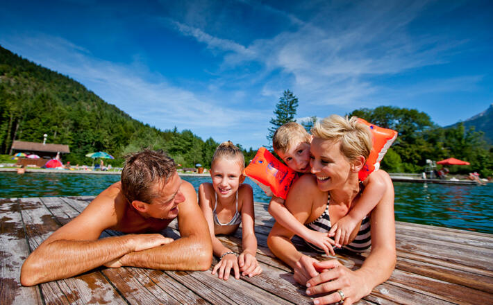 Im Naturbad Aschauerweiher in Bischofswiesen