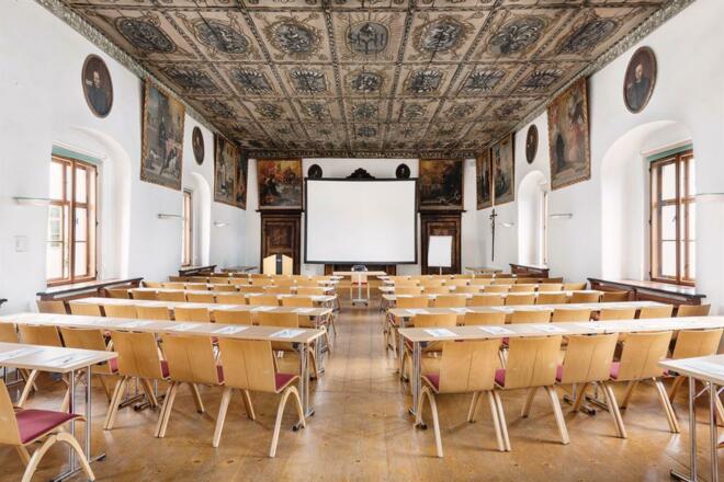 Klostersaal Traunkirchen Konferenzbestuhlung
