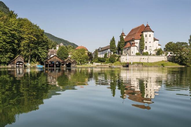 Panorama mit Traunsee und Koster Traunkirchen
