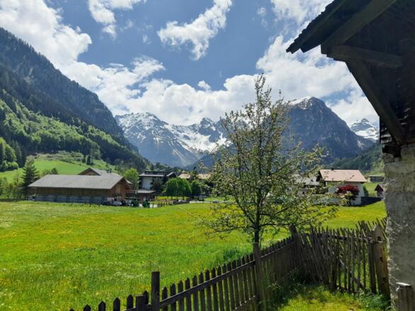 Schöner Blick taleinwärts Richtung Mottakopf
