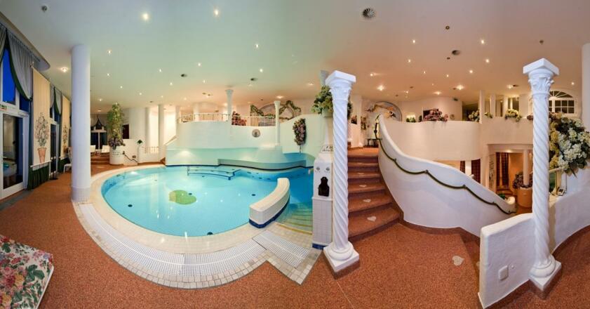 Wellness-Pool