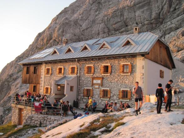 Adamekhütte