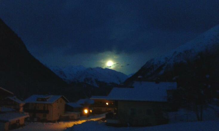 Gries bei Nacht