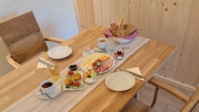Frühstückstisch
