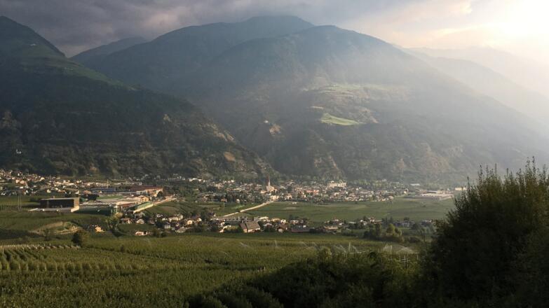 Blick über Göflan nach Schlanders