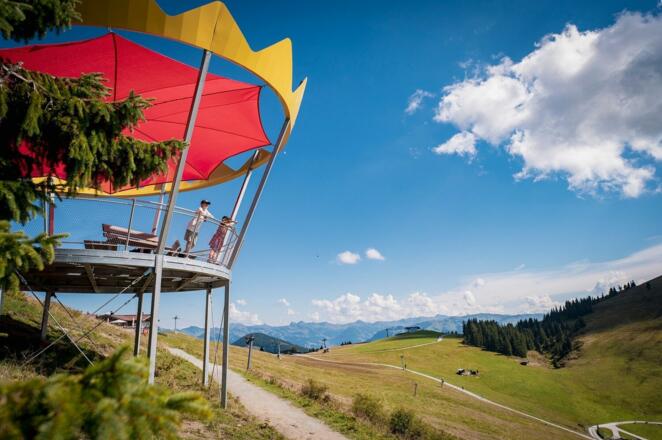 Scheffau_KaiserWelt_Familie_Aussichtsplattform_Wilder Kaiser