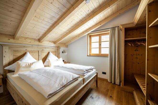 LÄRCHE_Schlafzimmer